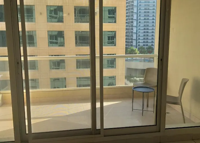 Lovely 1-Bedroom Apartment In The Heart Of Dubai Marina